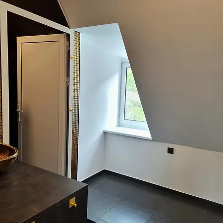 Séjour chez l'habitant Rentcenter79 *